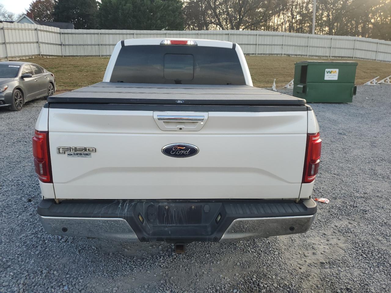 Ford F-150 Supercrew Image 3