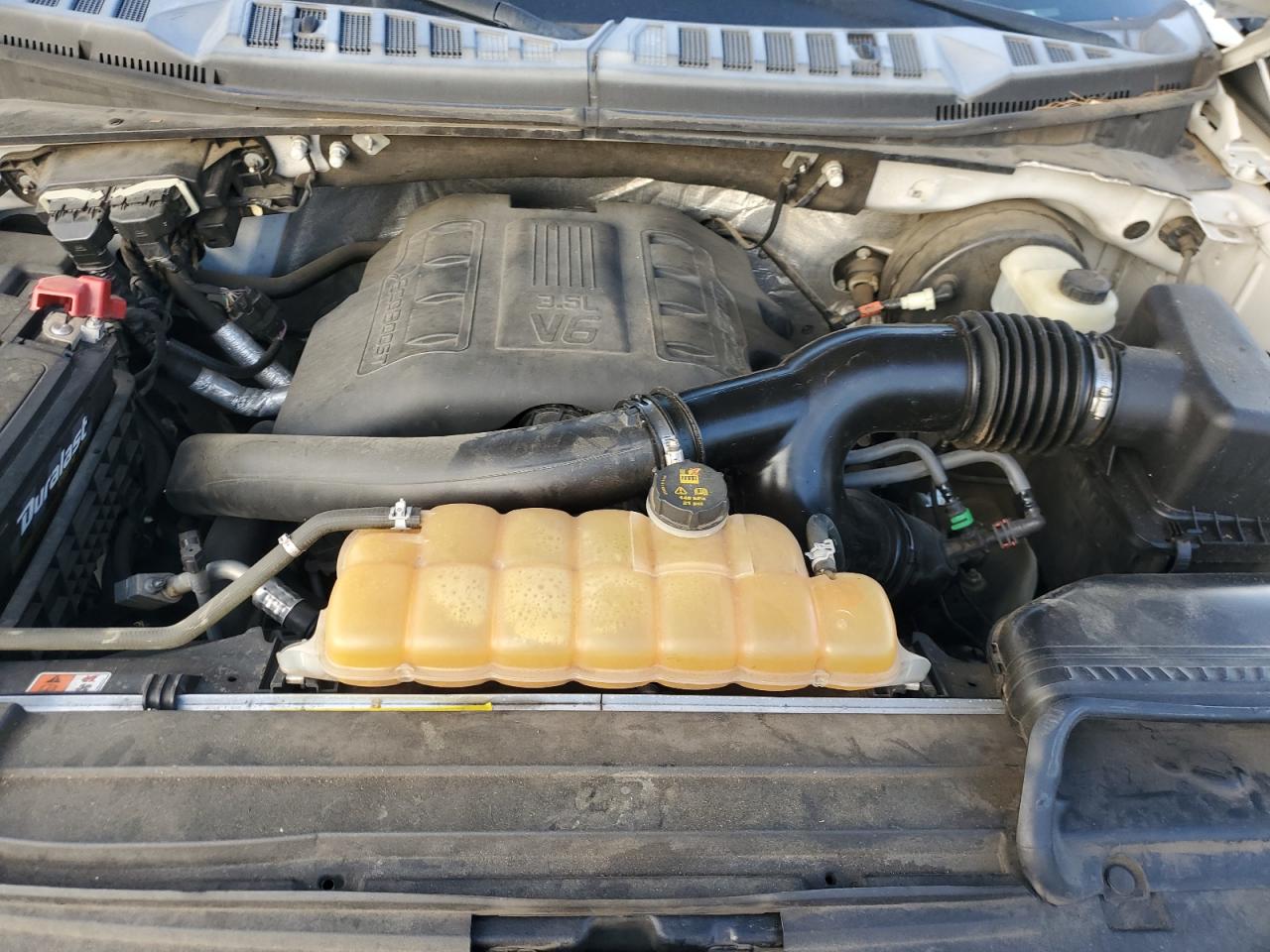 Ford F-150 Supercrew Image 12