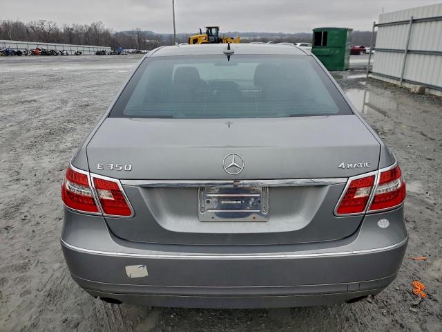 Mercedes-Benz E-Class 350 4matic Image 12