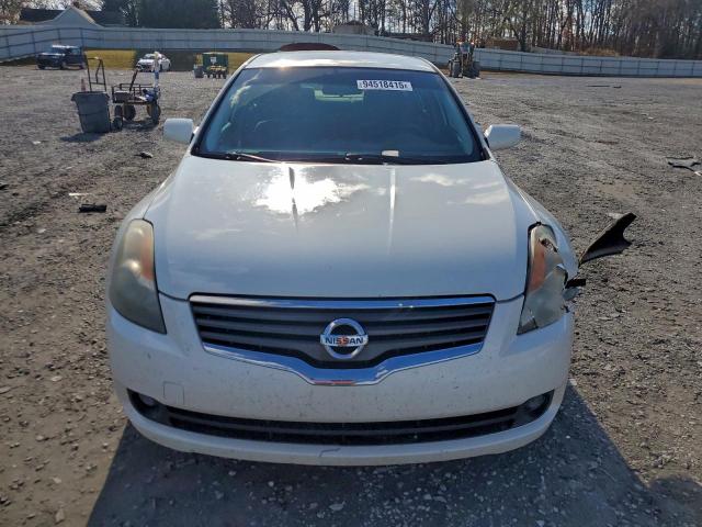 Nissan Altima 2.5 Image 4