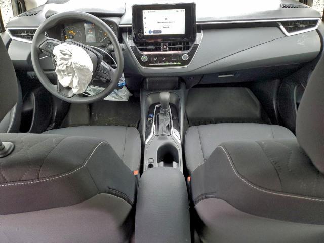 Toyota Corolla Le Image 4