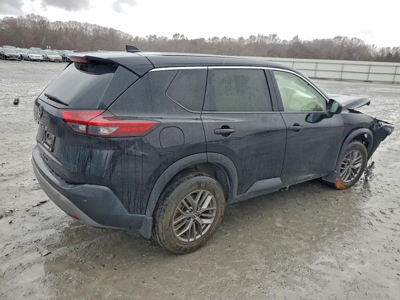 Nissan Rogue S Image 12