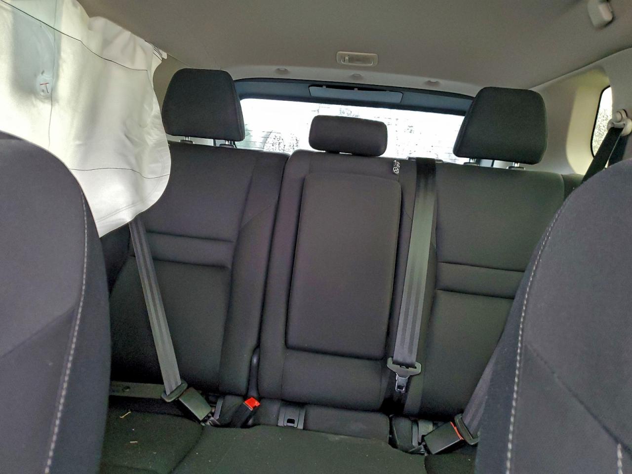 Nissan Rogue S Image 5