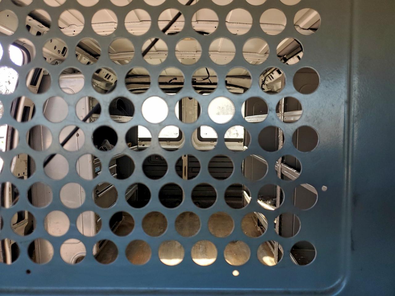 Chevrolet Express Image 7