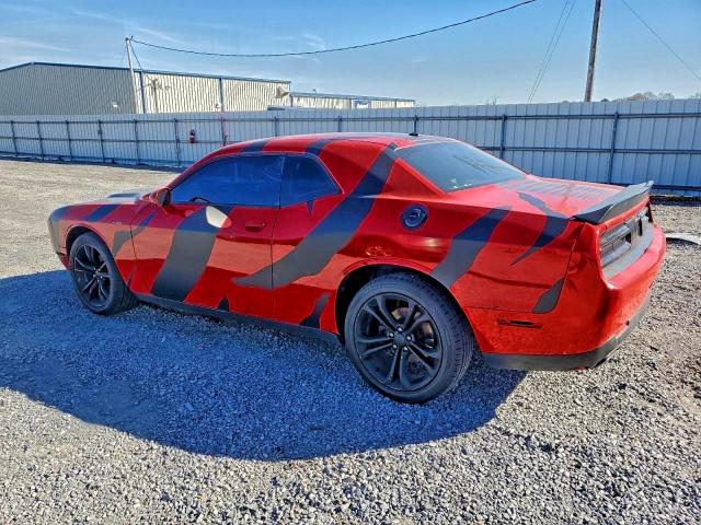 Dodge Challenger Sxt Image 3