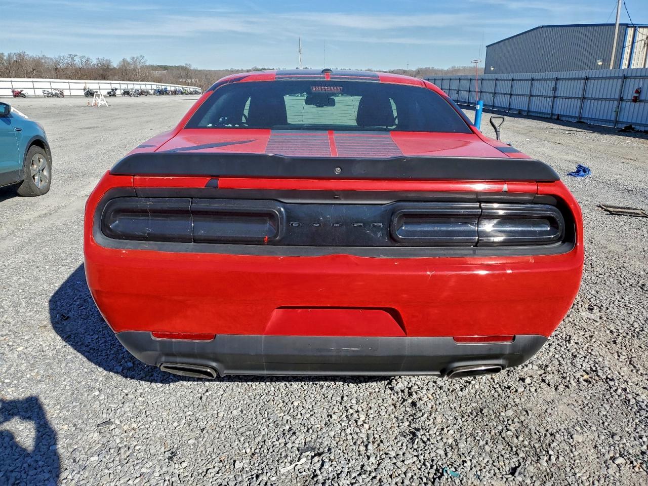 Dodge Challenger Sxt Image 12
