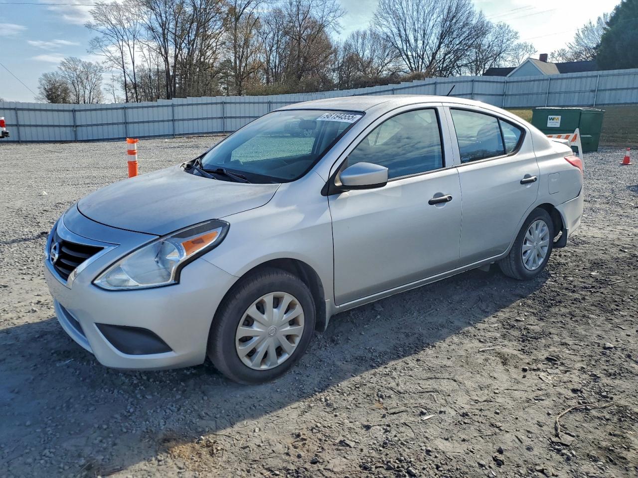 Nissan Versa S Image 1