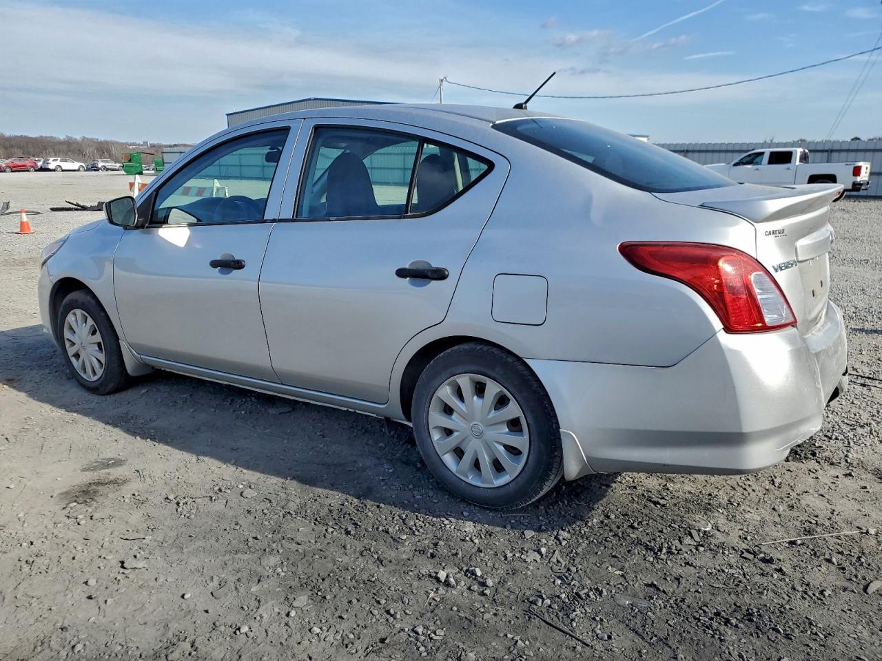 Nissan Versa S Image 8