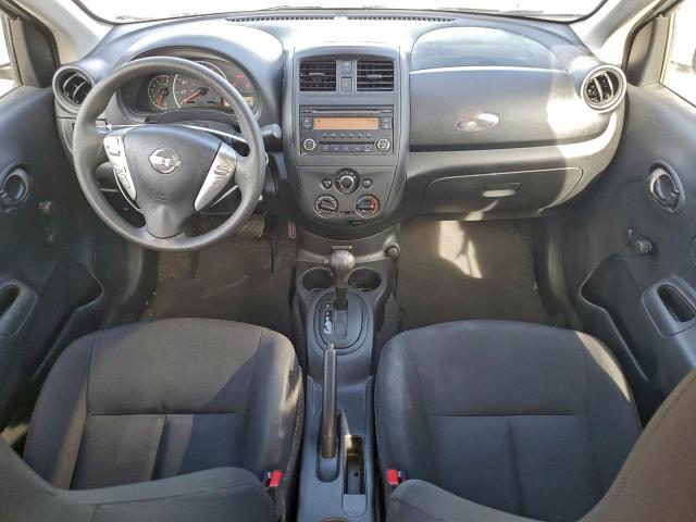 Nissan Versa S Image 12