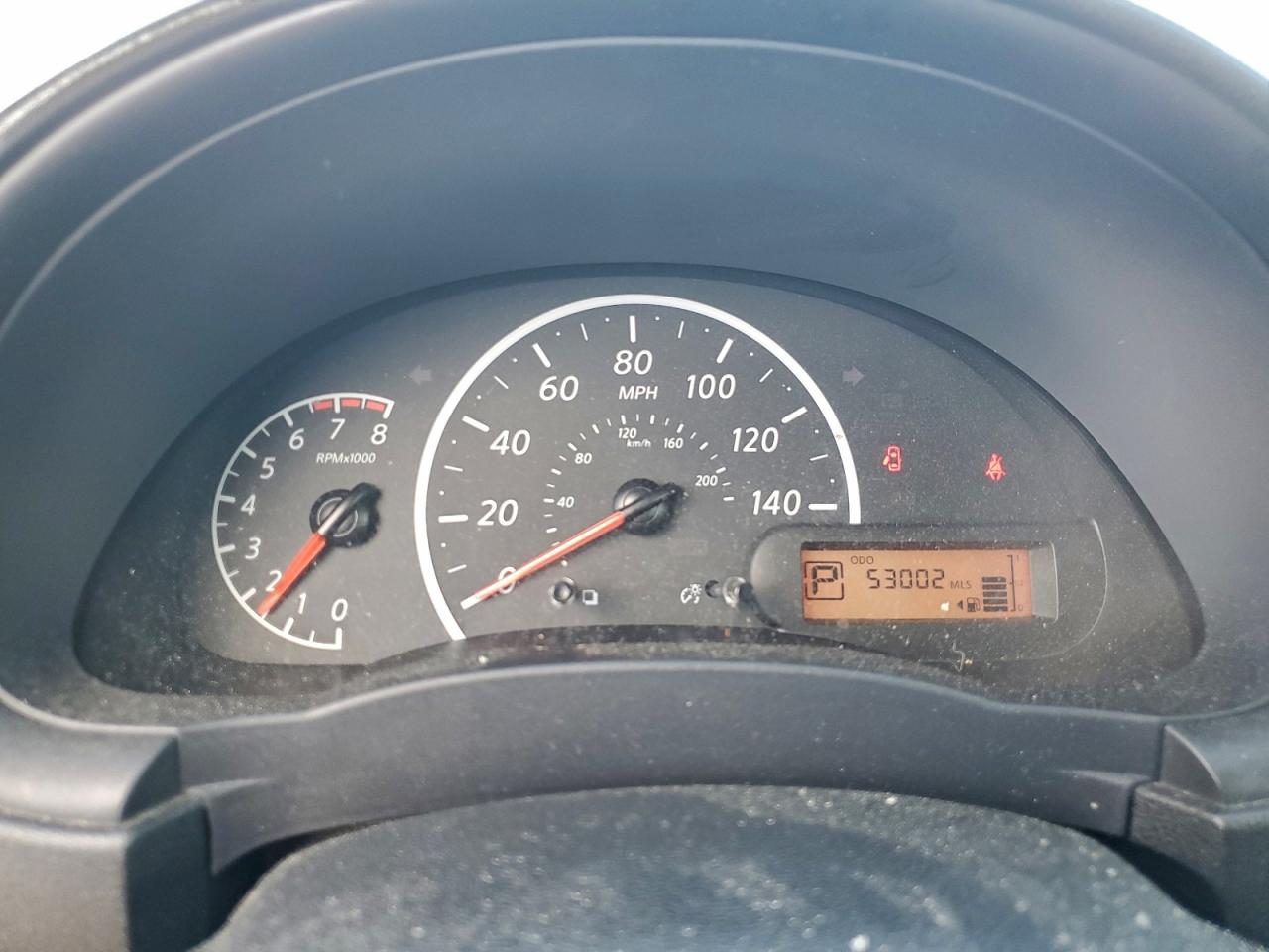 Nissan Versa S Image 3