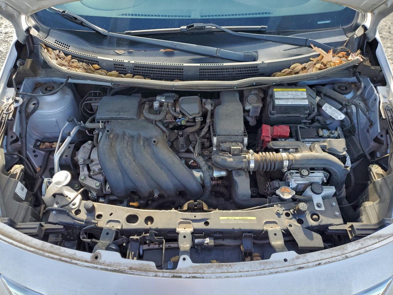 Nissan Versa S Image 11