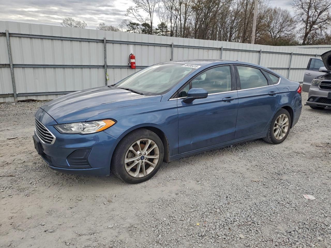 Ford Fusion Se Image 1