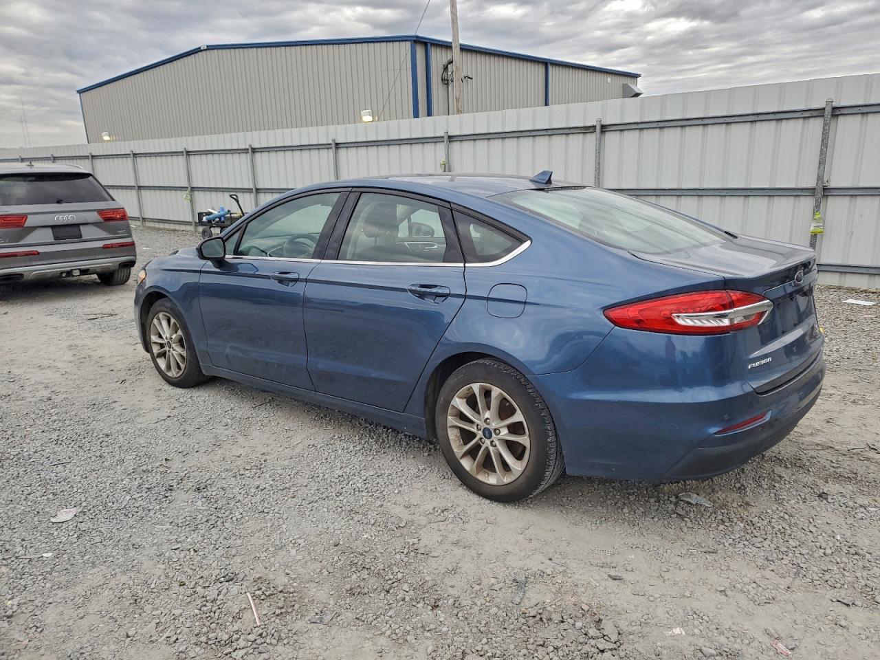 Ford Fusion Se Image 3