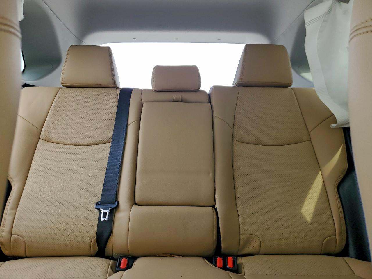 Toyota RAV4 Xle Image 8