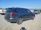 Ford Explorer Platinum Image 12