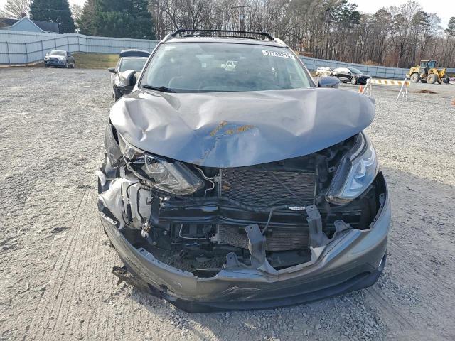 Nissan Rogue S Image 4