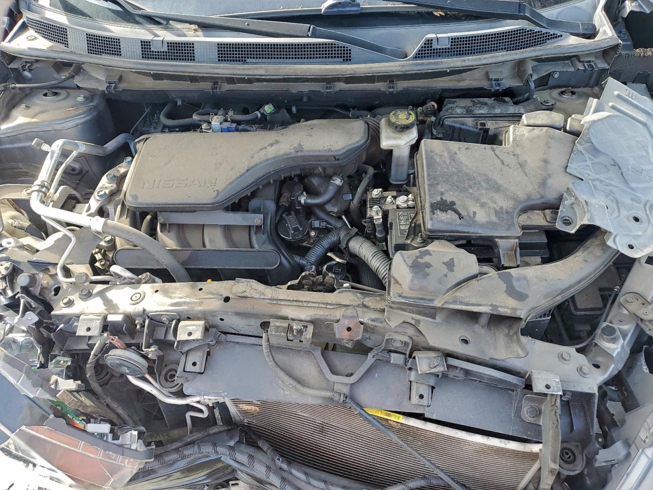 Nissan Rogue S Image 3