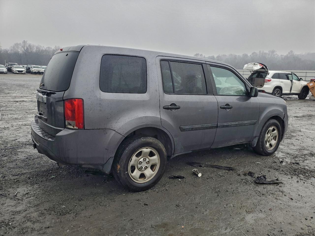 Honda Pilot Lx Image 4