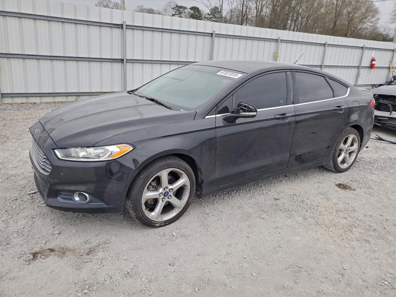 Ford Fusion Se Image 1