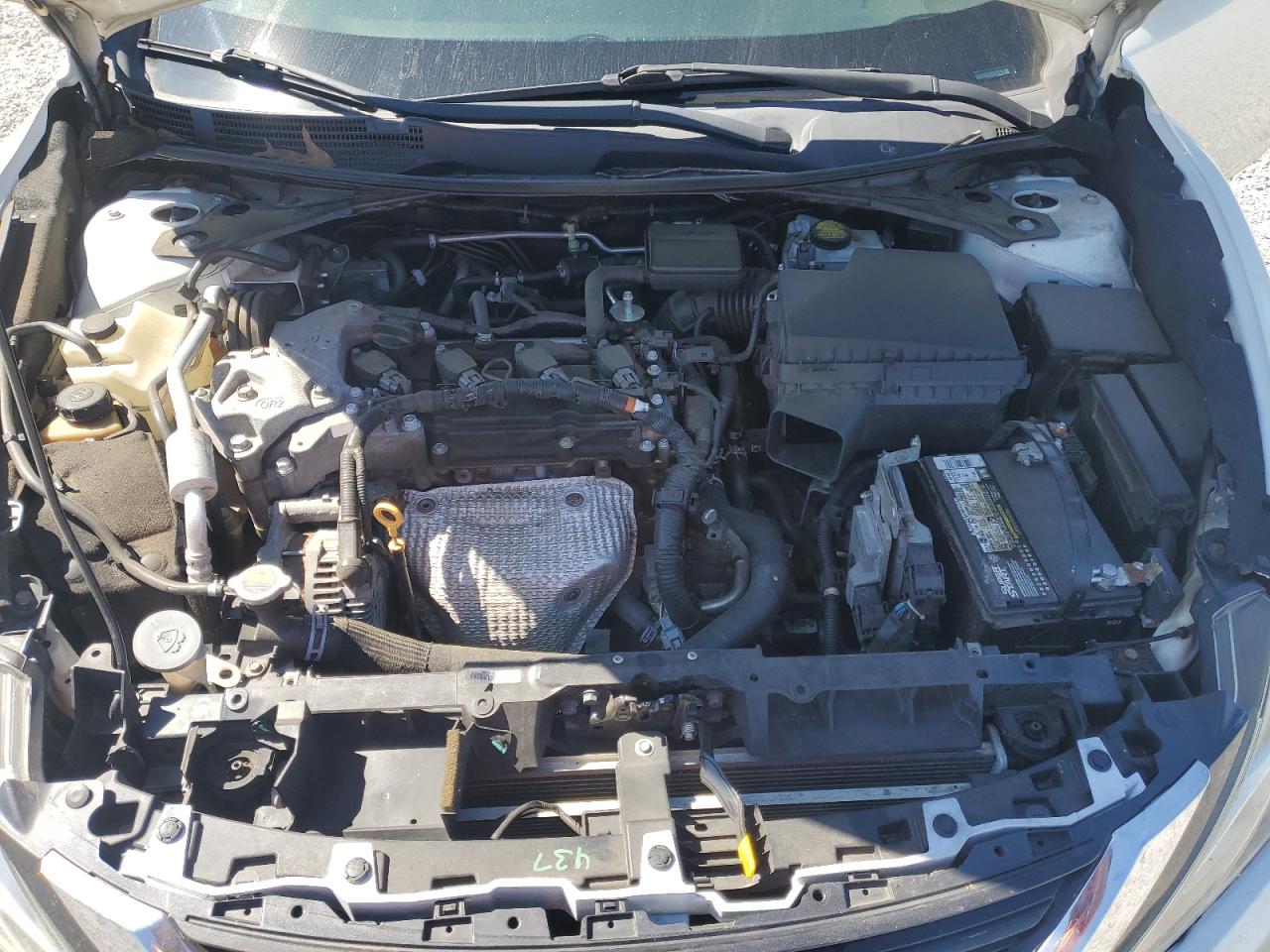 Nissan Altima 2.5 Image 2