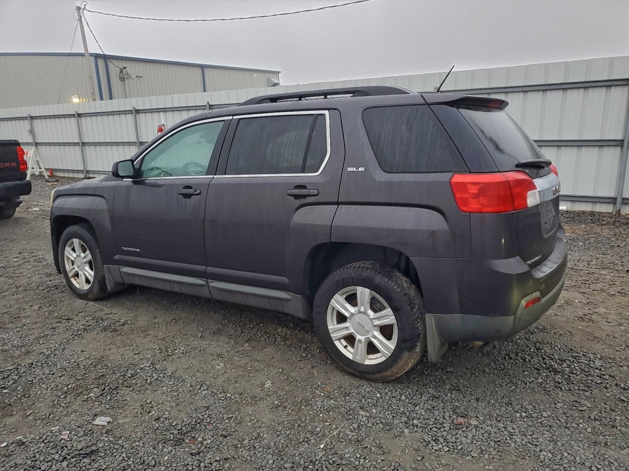 GMC Terrain Sle Image 3