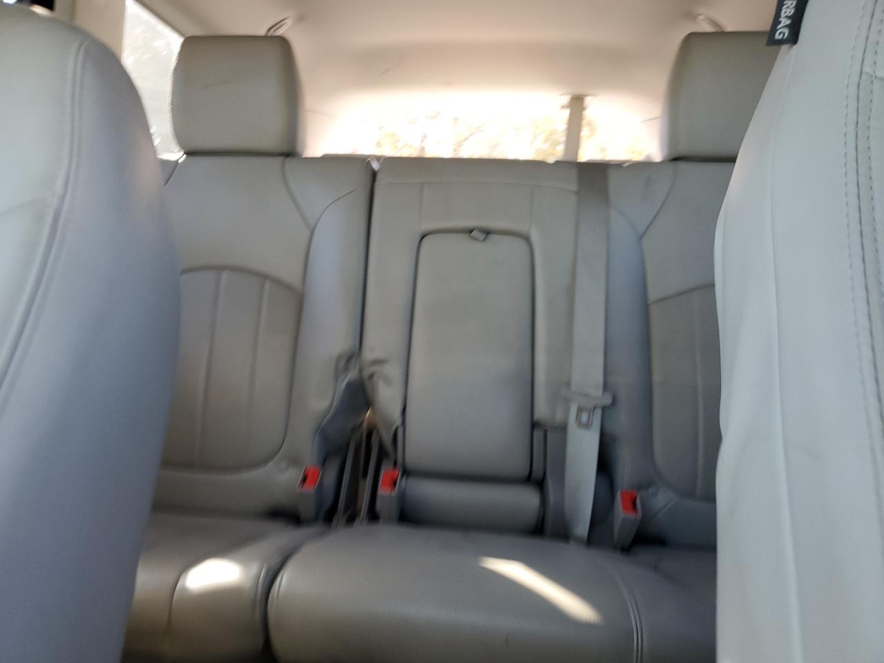 Buick Enclave Image 8