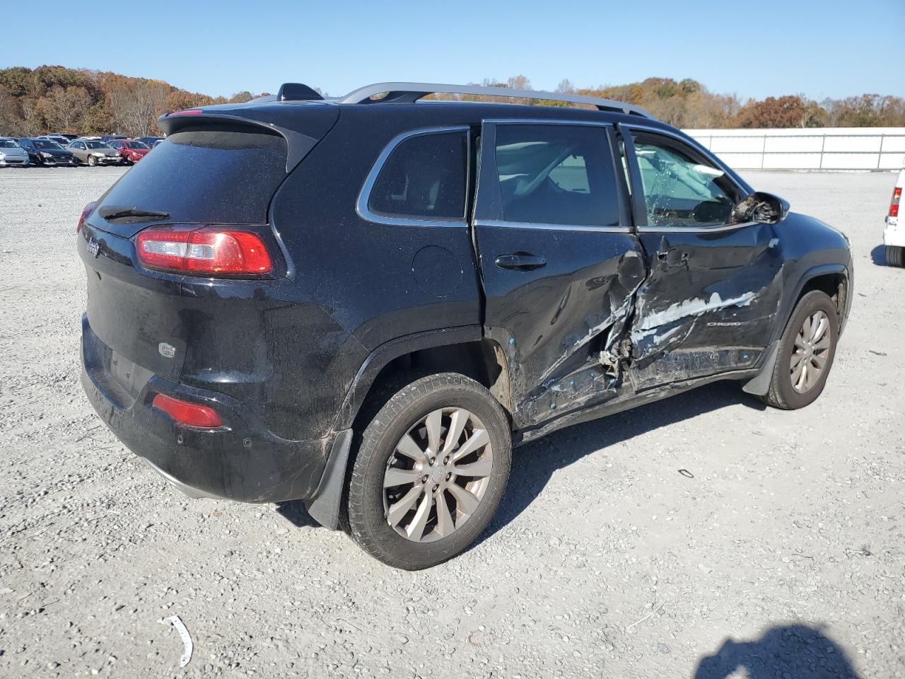 Jeep Cherokee Overland Image 3