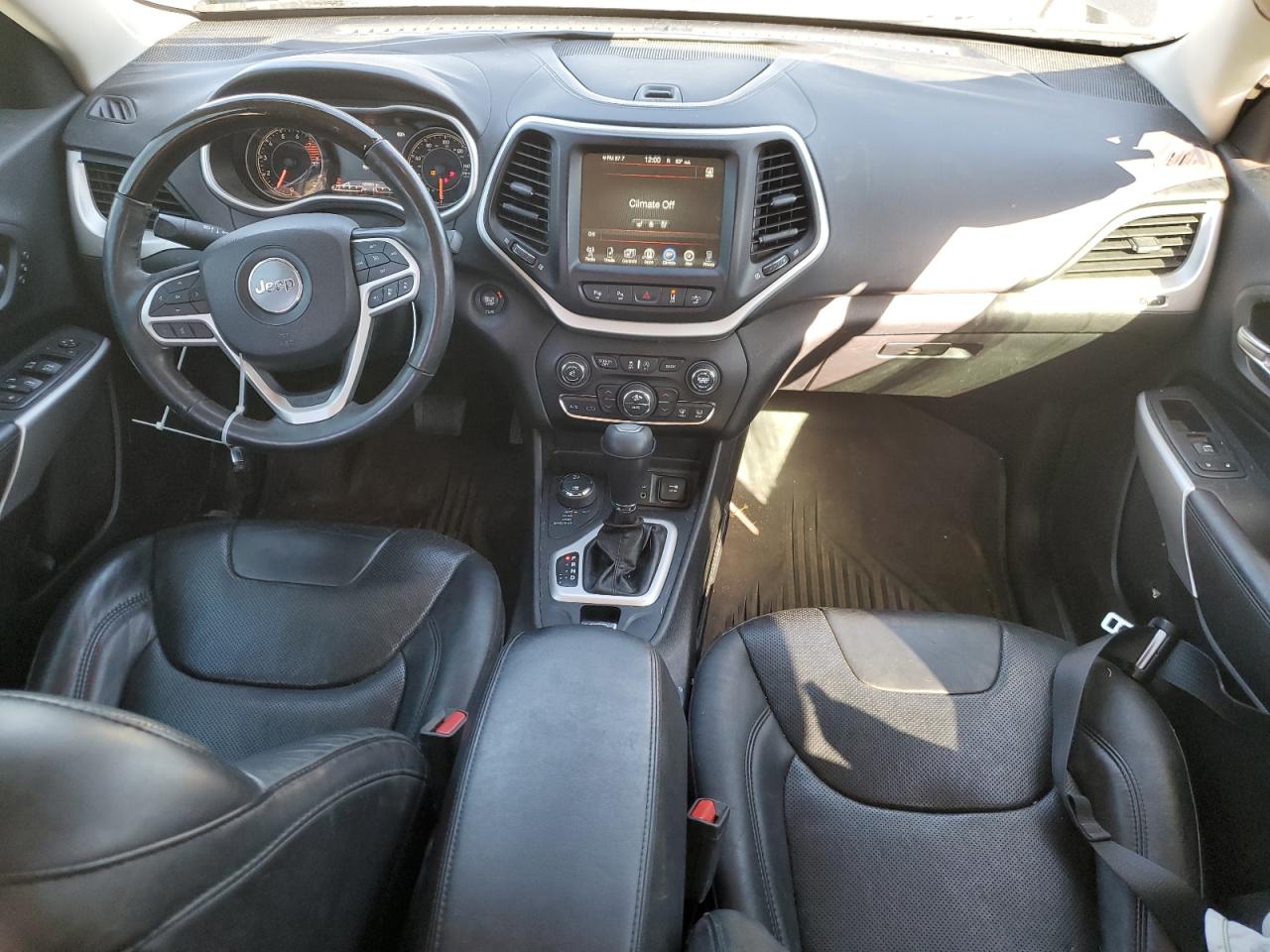 Jeep Cherokee Overland Image 7