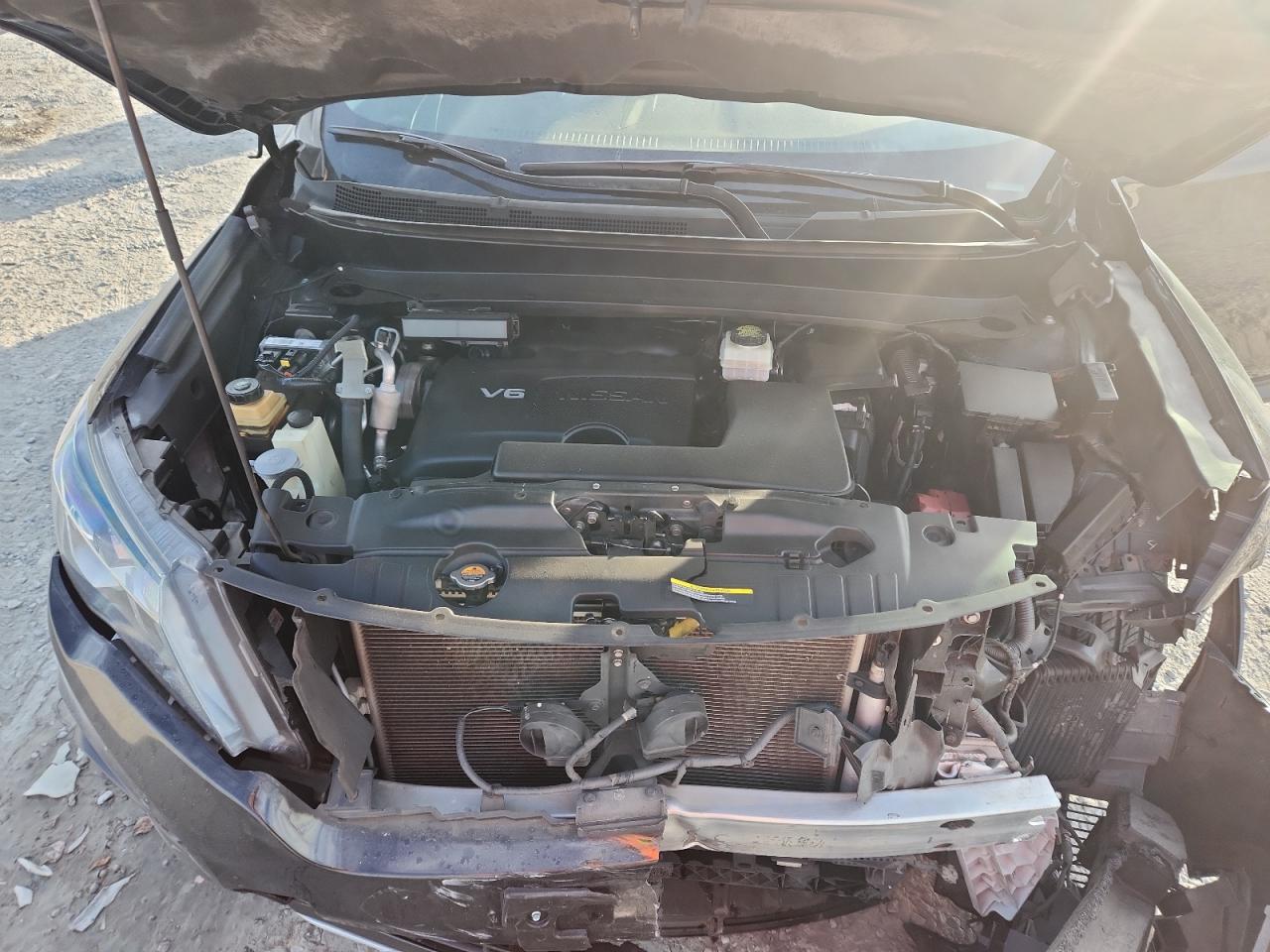 Nissan Pathfinder Sv Image 6