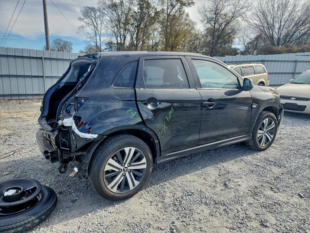 Mitsubishi Outlander S Image 7