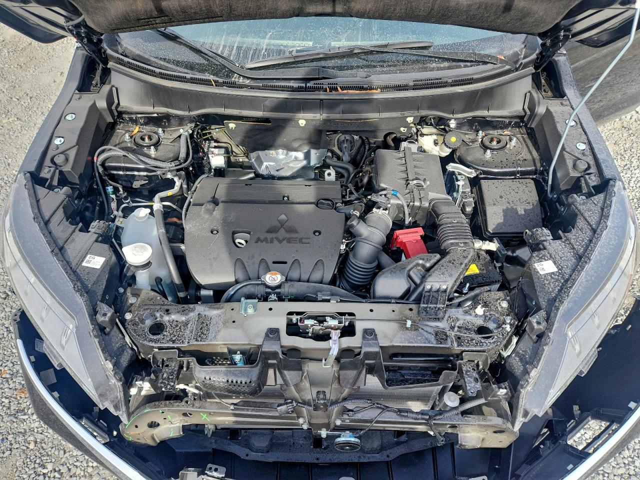 Mitsubishi Outlander S Image 11