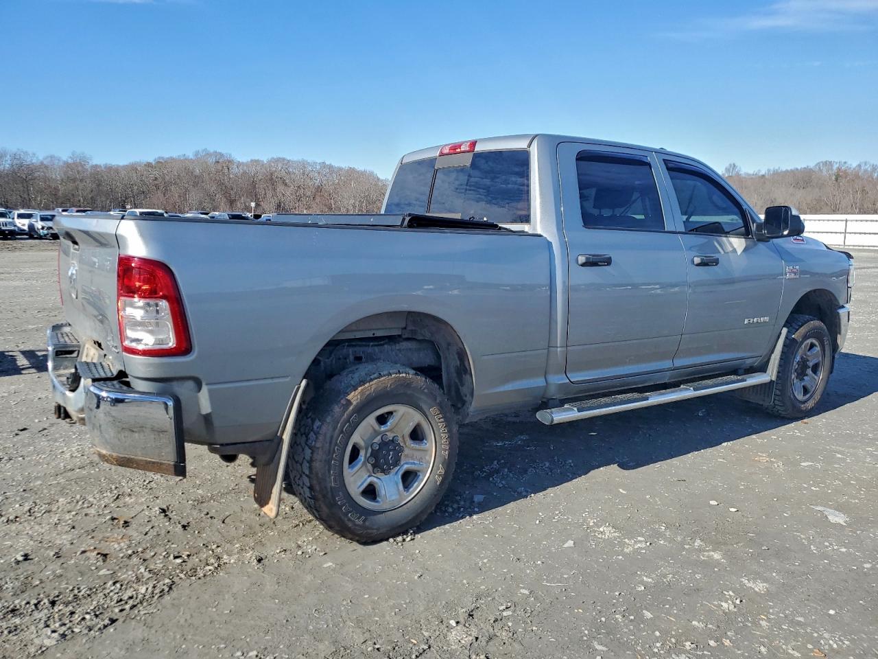 Ram 2500 Tradesman Image 3