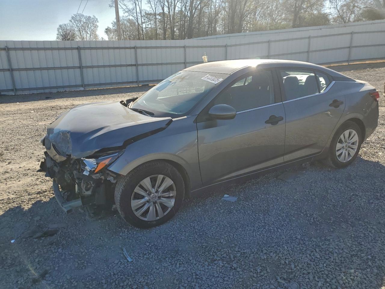 Nissan Sentra S Image 1