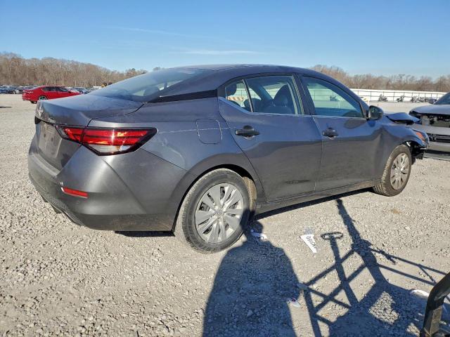 Nissan Sentra S Image 4