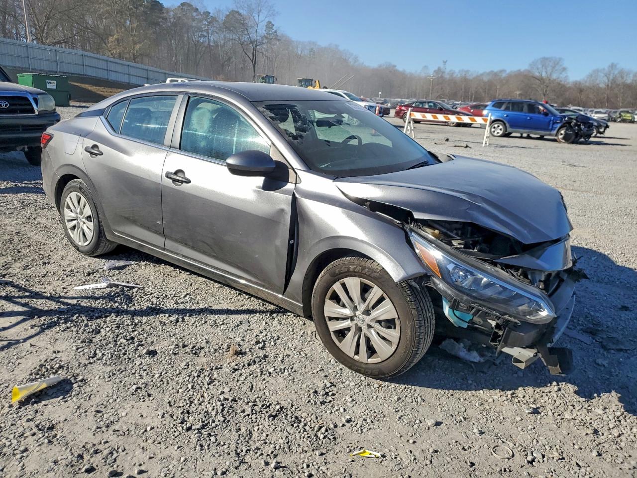 Nissan Sentra S Image 3