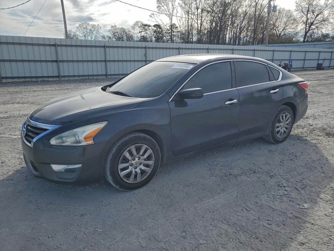 Nissan Altima 2.5 Image 1