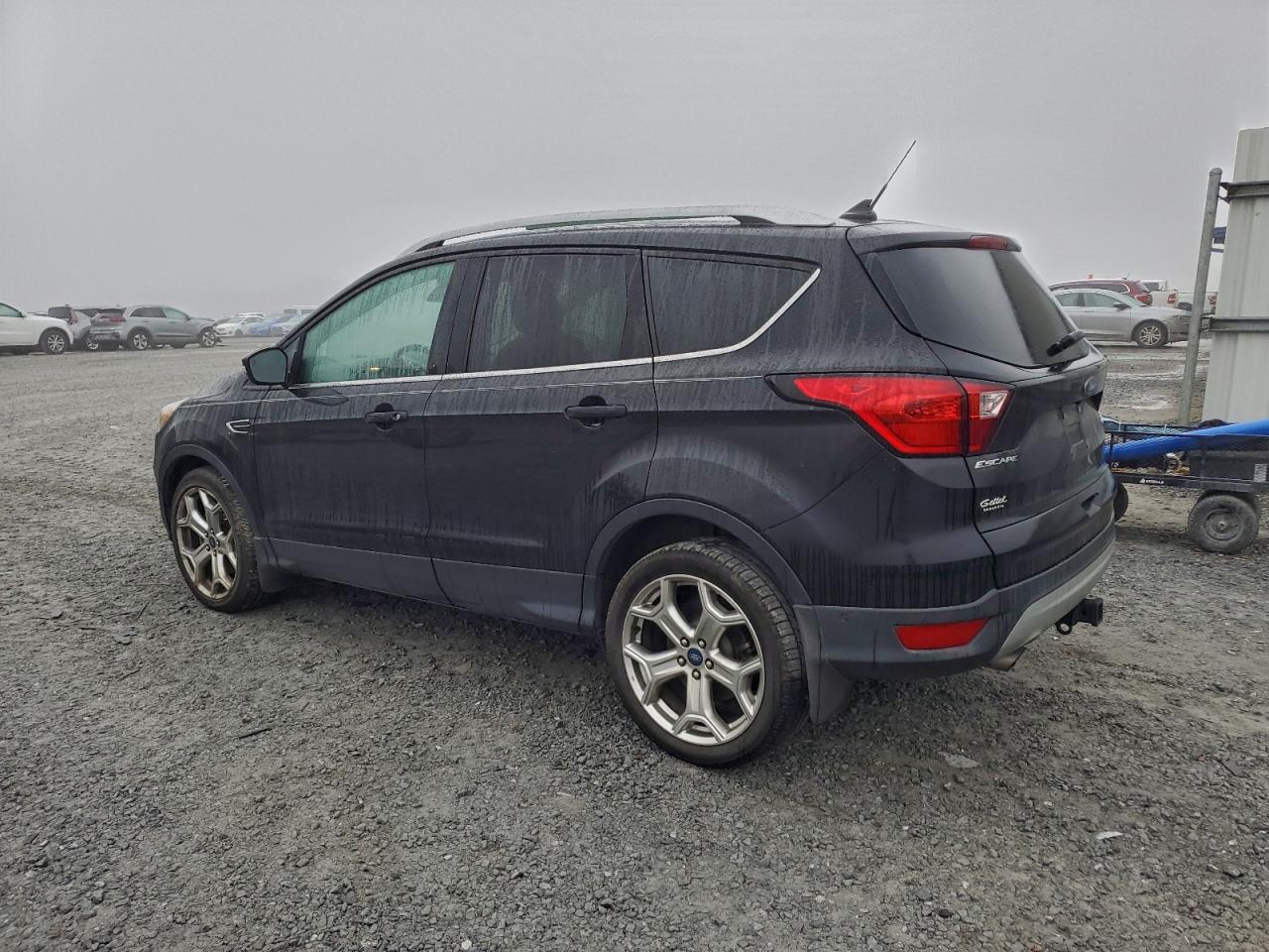 Ford Escape Titanium Image 12