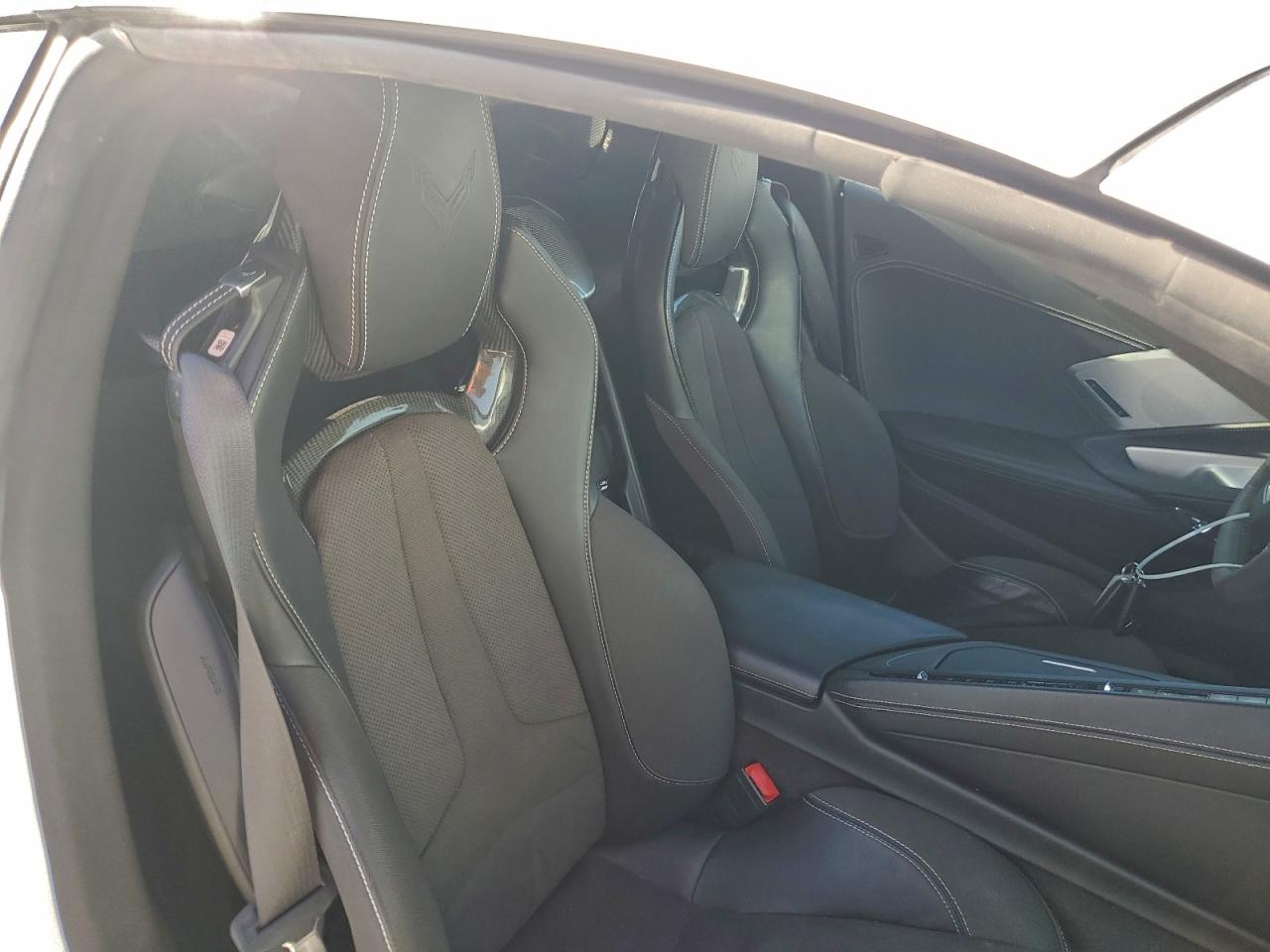 Chevrolet Corvette Stingray 2lt Image 7