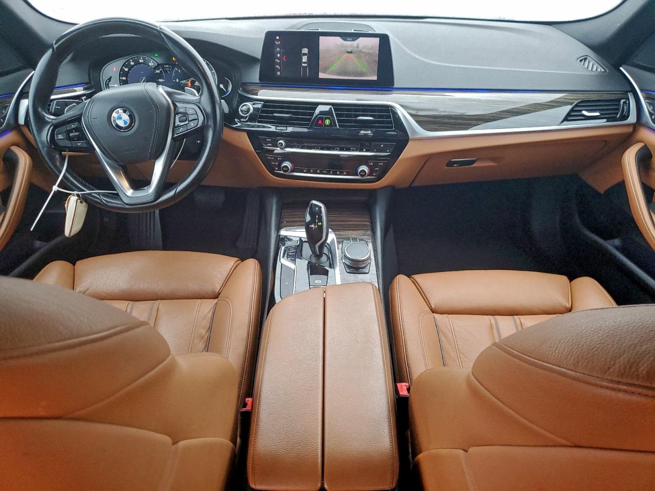 BMW 5 Series I Image 10