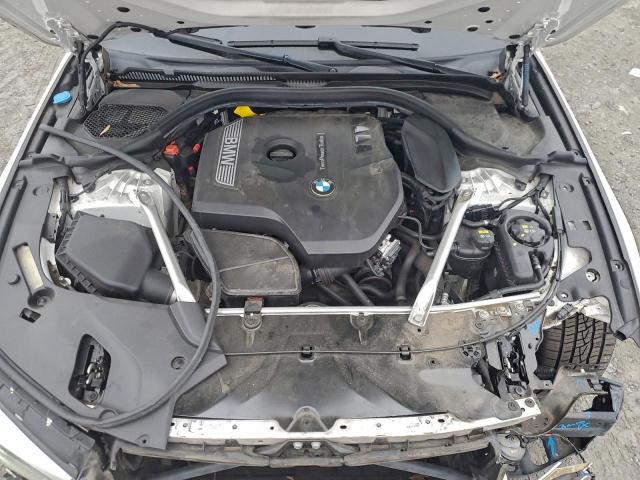 BMW 5 Series I Image 12