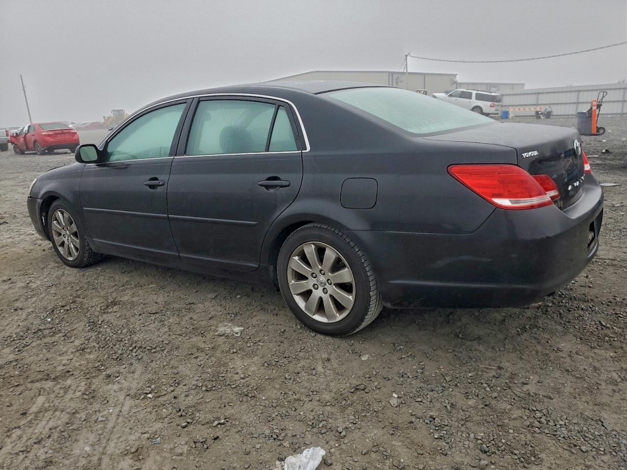 Toyota Avalon Xl Image 7