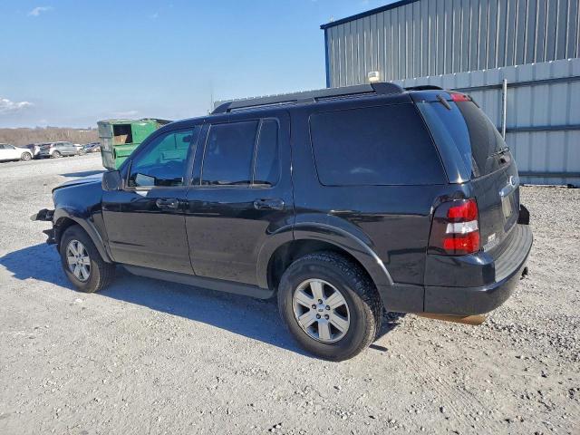 Ford Explorer Xlt Image 2