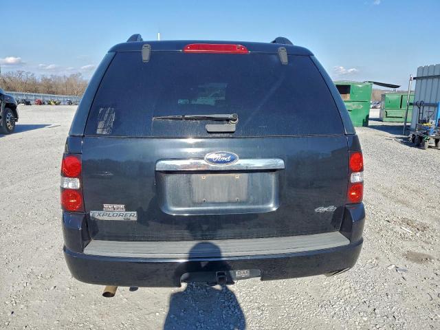 Ford Explorer Xlt Image 5