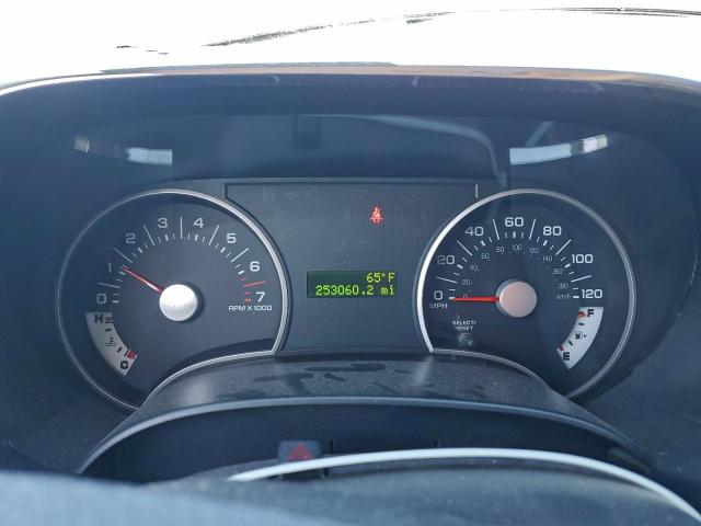 Ford Explorer Xlt Image 3