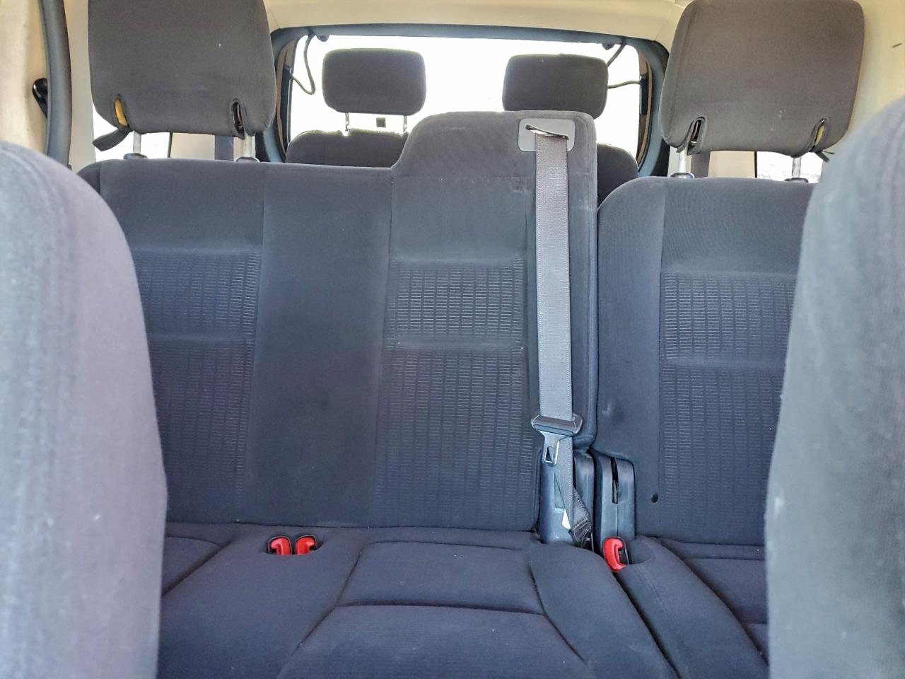 Ford Explorer Xlt Image 11